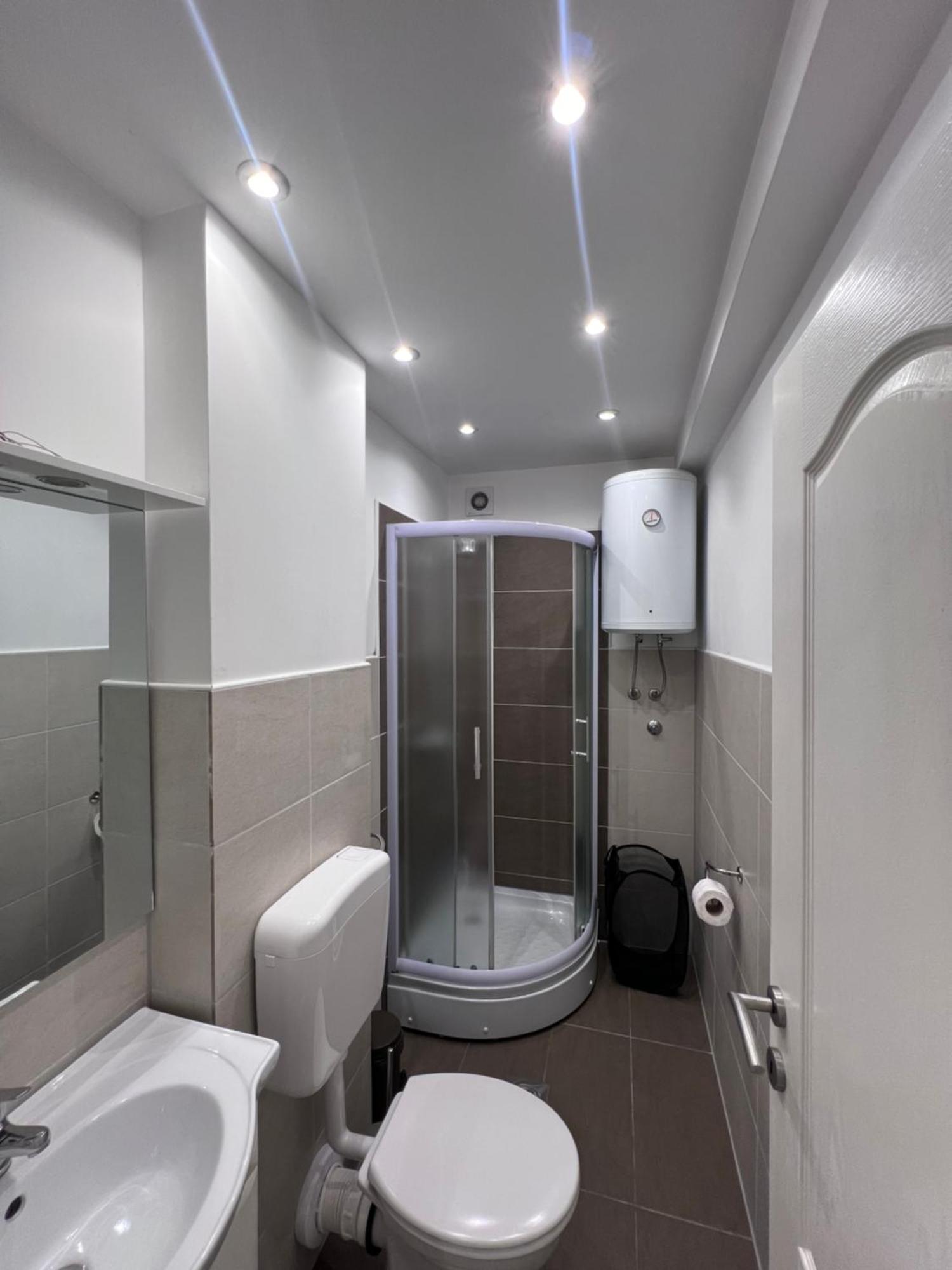 Apartments & Rooms Villa Zaad Mostar Bagian luar foto