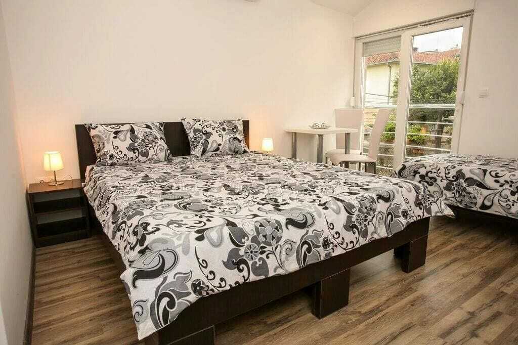 Apartments & Rooms Villa Zaad Mostar Bagian luar foto