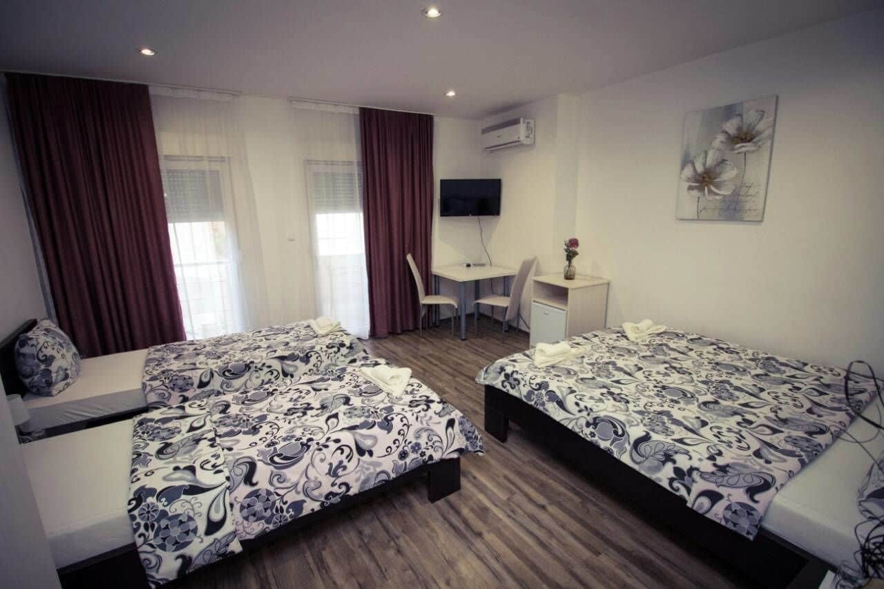 Apartments & Rooms Villa Zaad Mostar Bagian luar foto